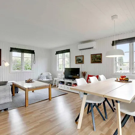 Big Renovated With Soul And Дом отдыха Кирке-Хиллинге