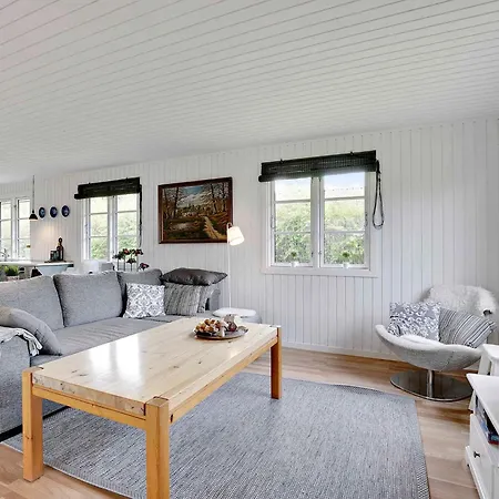 Newly Renovated With And Soul Kirke-Hyllinge