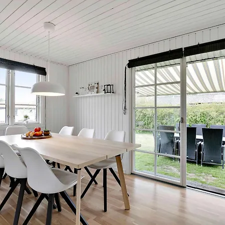 Big Renovated With Soul And Feriehus